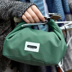 Black+Blum Lunch Bag 6.7L Olive -Camping Equipment Store k4421cdb0b98a78992a8f16a411c55e5b