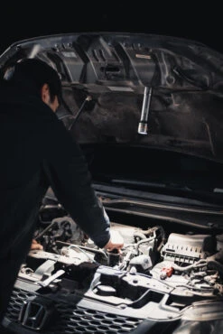 NEBO Newton 750 Lumen Torch -Camping Equipment Store k4cfd48b3c137219fd958940ab6c9191f